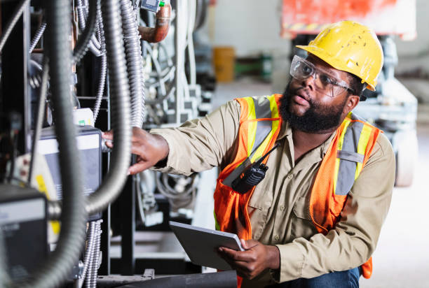 Best Affordable Emergency Electrician  in Glendale, CA
