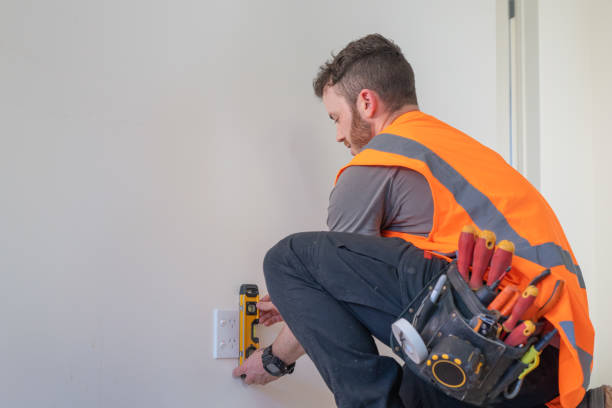Best Electrical Outlet Repair  in Glendale, CA